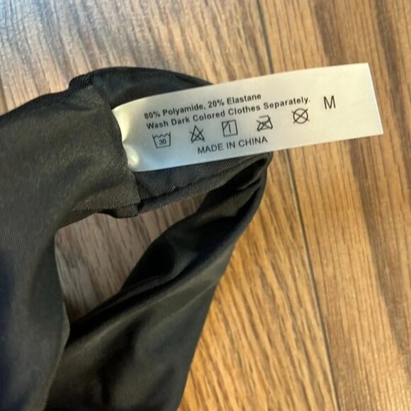 Shein bikini bottoms size medium - Picture 4 of 6